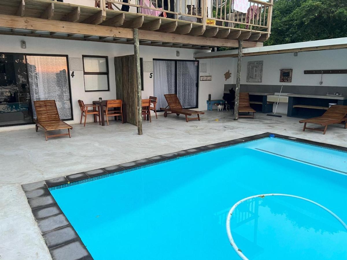 Linga Futhi Beach Cottages Port Saint Johnʼs Екстериор снимка