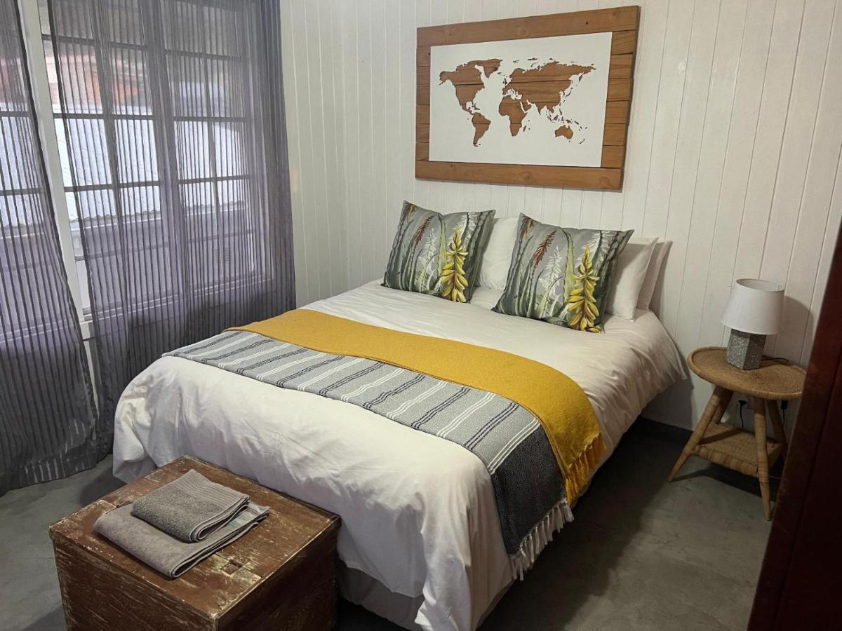 Linga Futhi Beach Cottages Port Saint Johnʼs Стая снимка